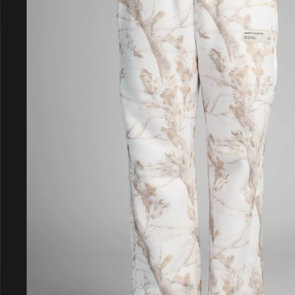 Women's Cream and Brown Patterned Pants
